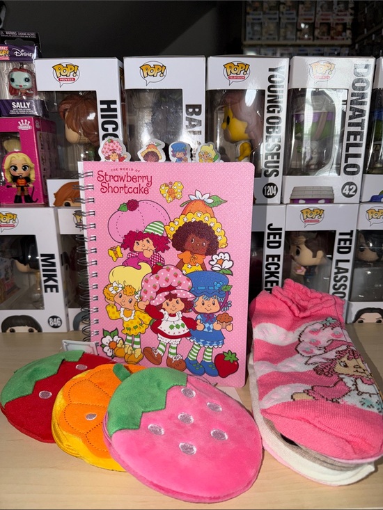 Strawberry Shortcake Other - Strawberry Shortcake Bundle of (9)